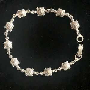 Vintage silver-plated small turtle bracelet! From 70’s collection